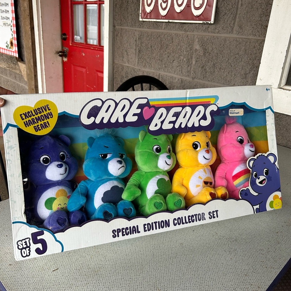 New Care Bears Special Edition Collector Set 2020 exclusive Harmony bear